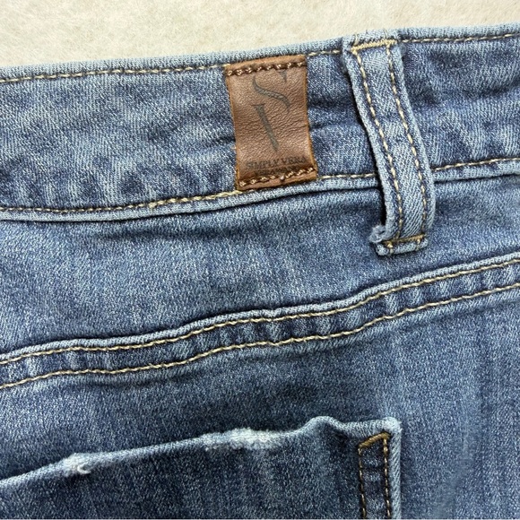 Simply Vera by Vera Wang Blue Mid Rise Capri Denim Jeans Straight Stretch 16W - Picture 6 of 9